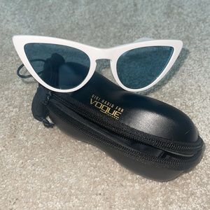 Vogue Eyewear - White Sunglasses